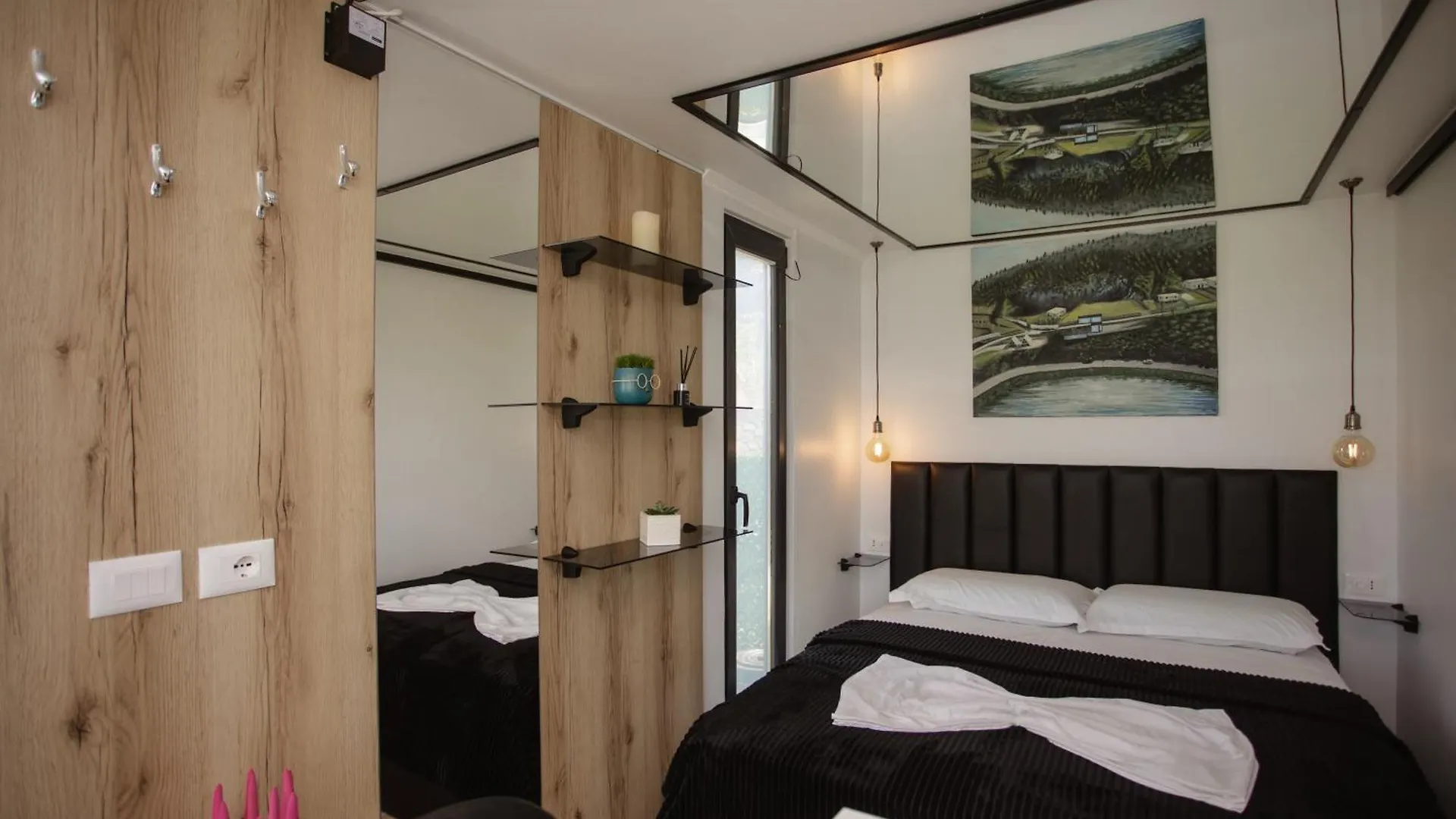 Vila 446 Tiny House Shiroke Albánie