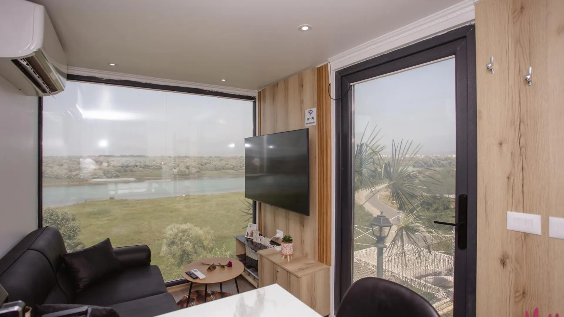 446 Tiny House Shiroke Villa