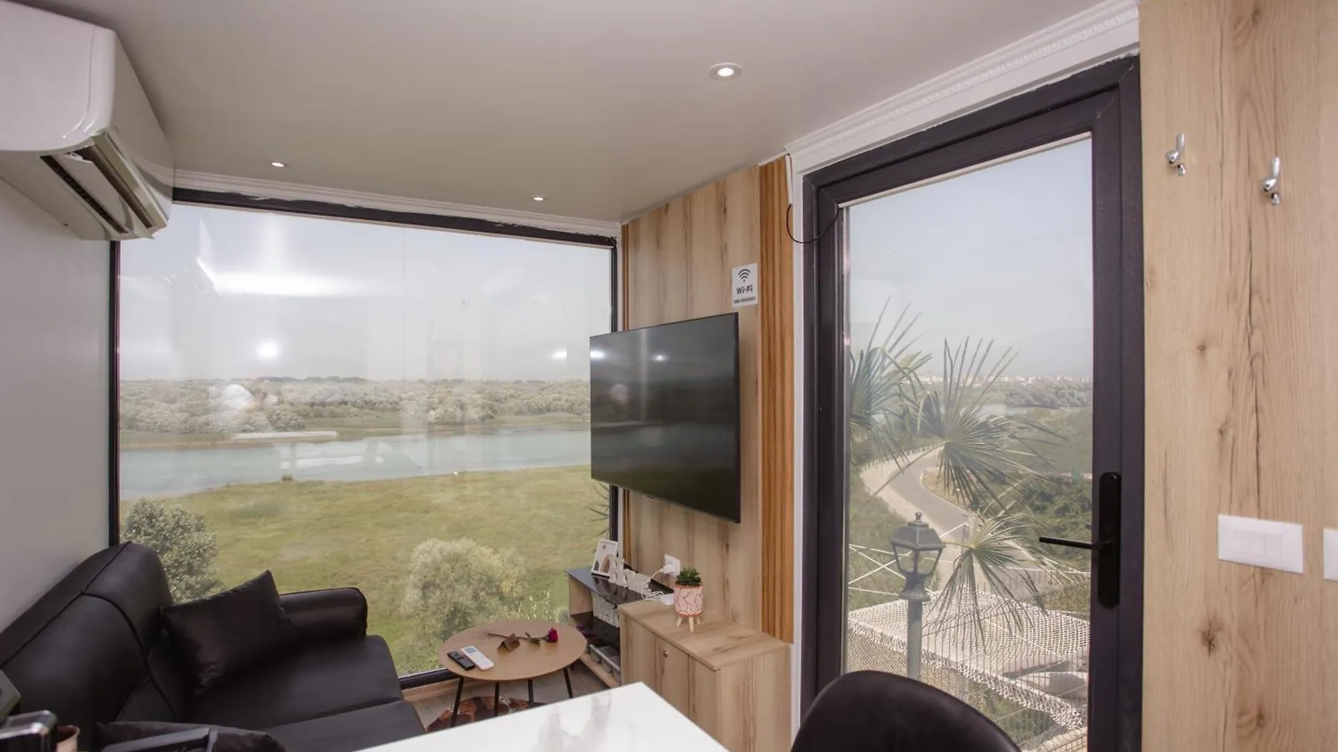 446 Tiny House Shiroke Villa